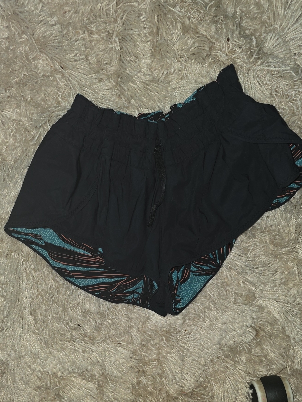 Lululemon Reversible Women's Lightweight Athletic Shorts